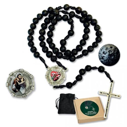 rozaniec-ku-czci-sw-jozefa-z-lawy-wulkanicznej.jpg